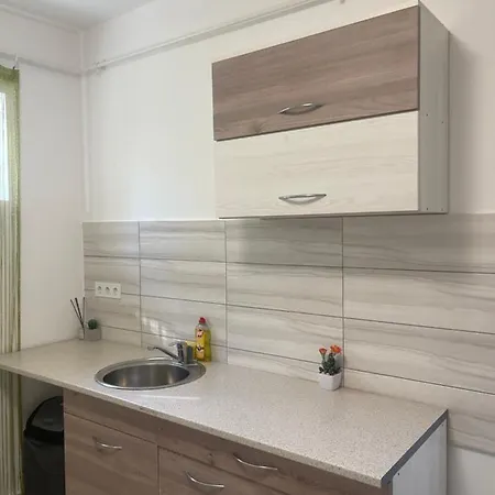 Colosseum Etterem Es Apartman Salgotarjan Exterior photo