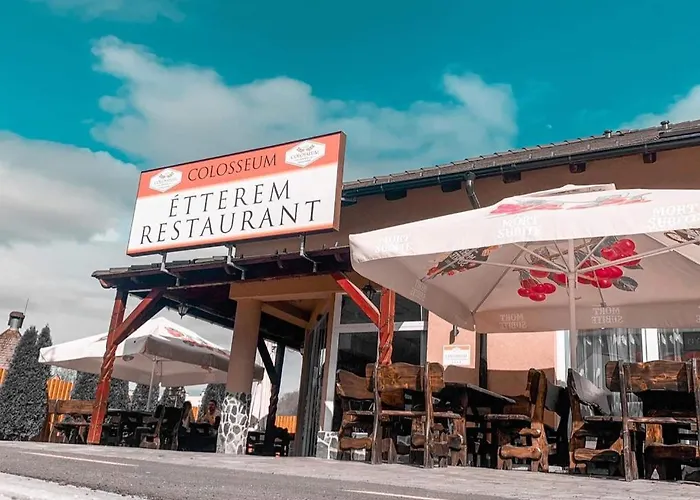 Colosseum Etterem Es Apartman Salgotarjan